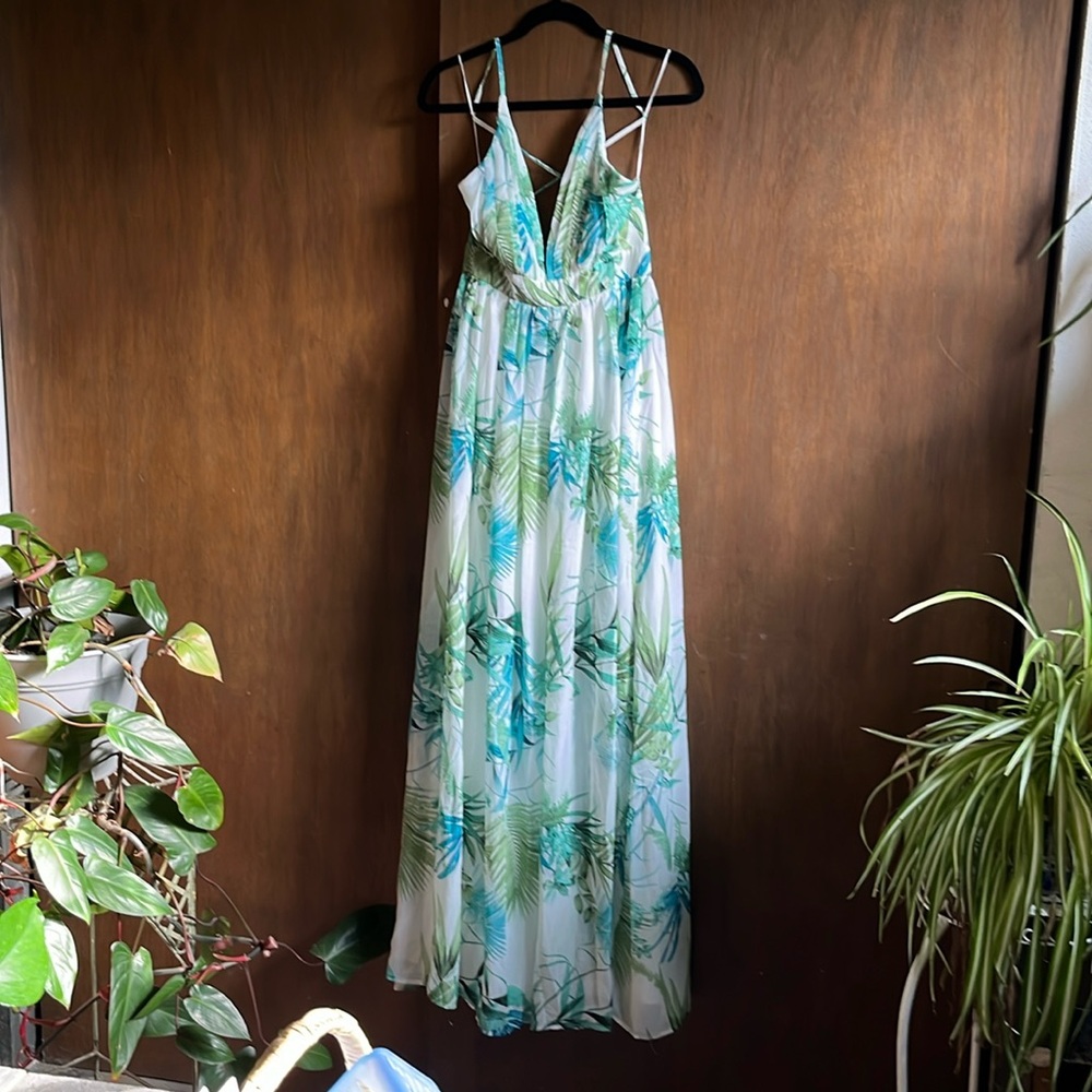 Brand new size medium Baltic born dress